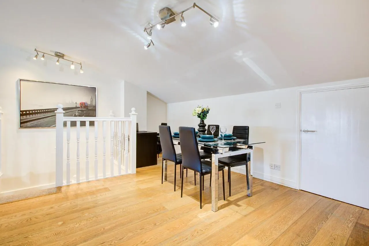 Statera Apartments - Thames View London 0*,