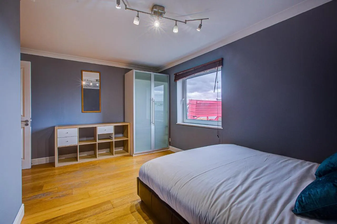 Statera Apartments - Thames View London