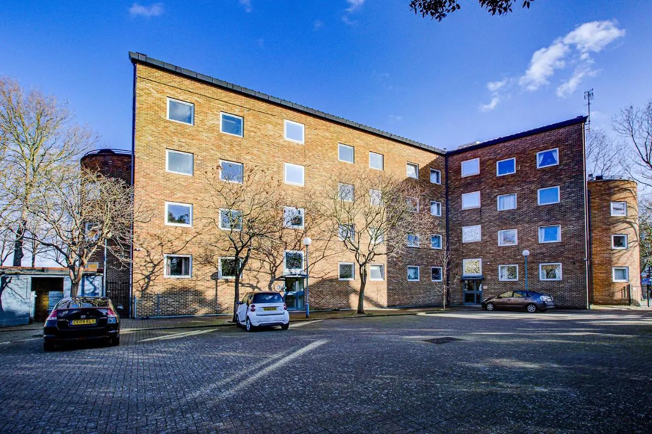 Statera Apartments - Thames View London