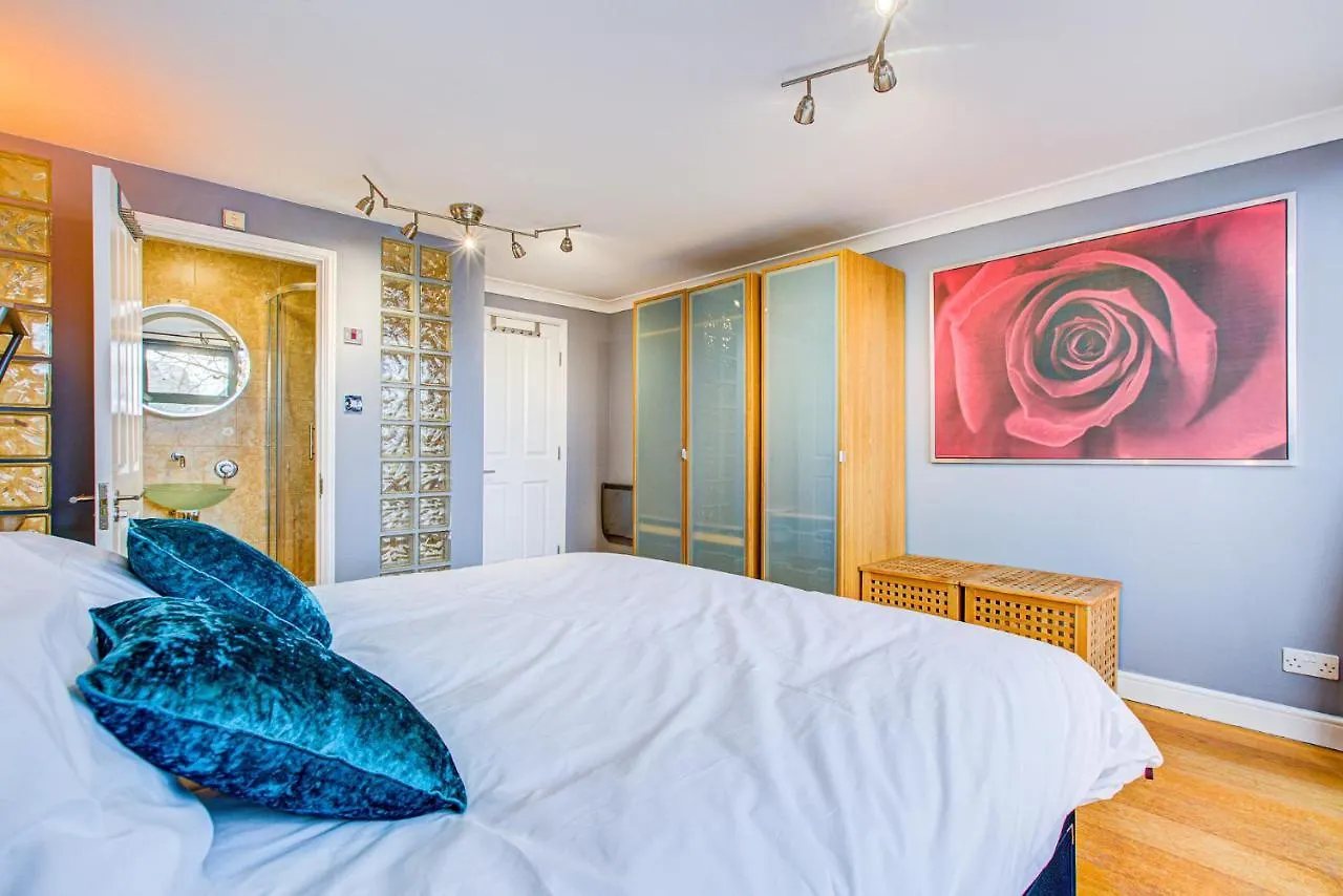 Statera Apartments - Thames View London